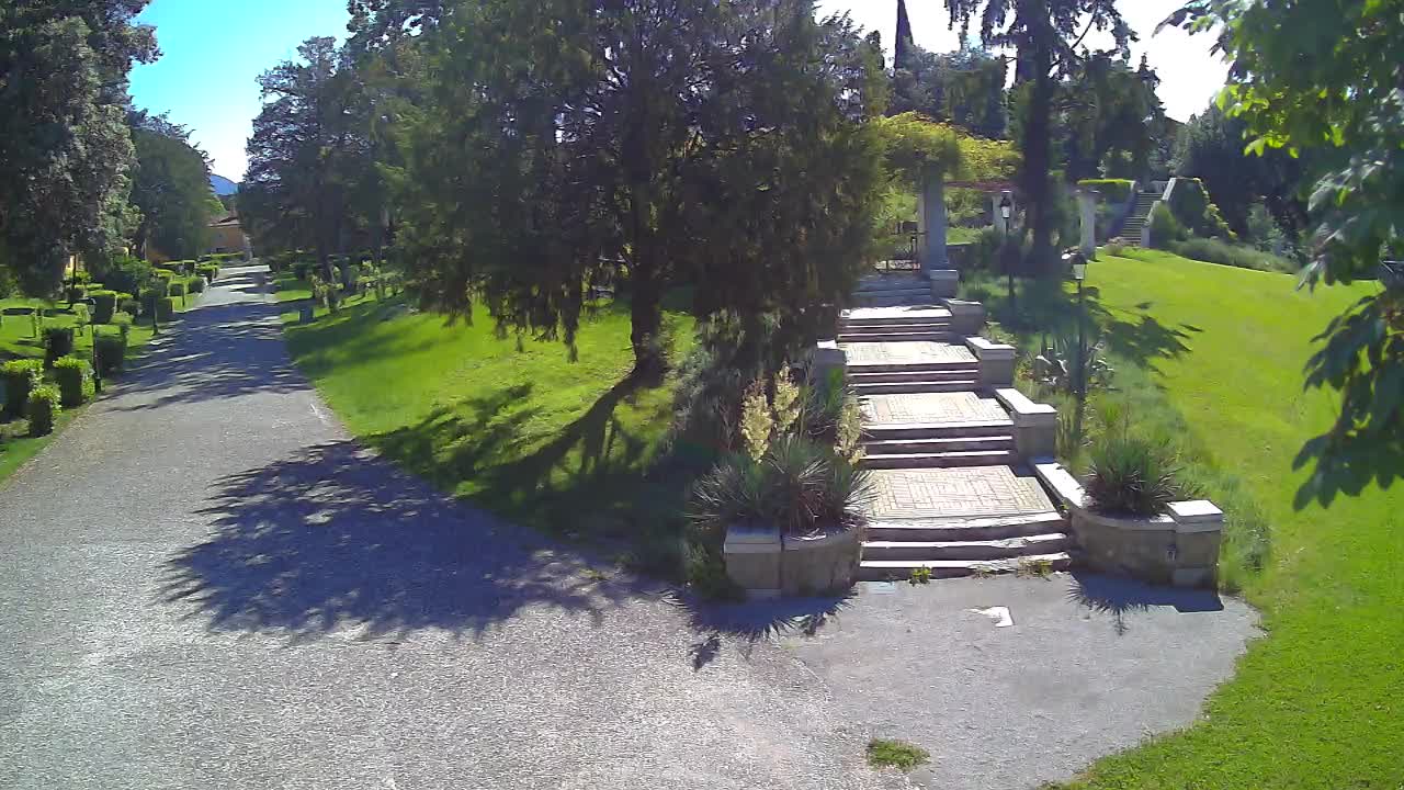 Spletna kamera park Coronini Kronberg – Gorica