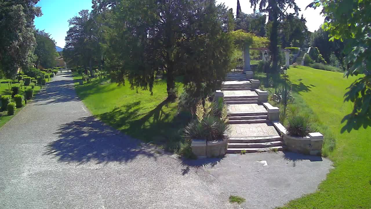 Spletna kamera park Coronini Kronberg – Gorica