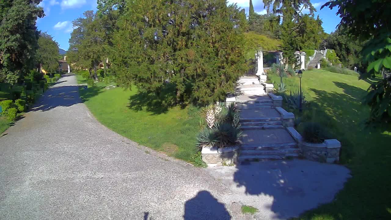 Spletna kamera park Coronini Kronberg – Gorica