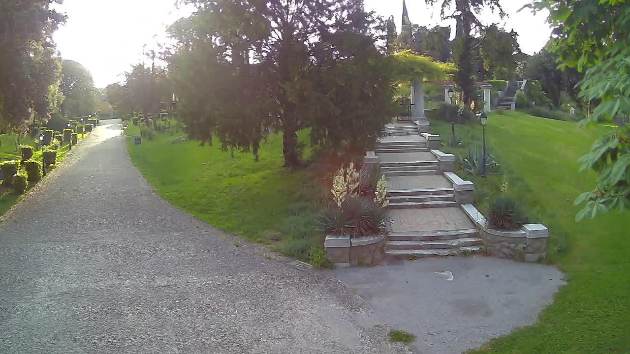 Spletna kamera park Coronini Kronberg – Gorica