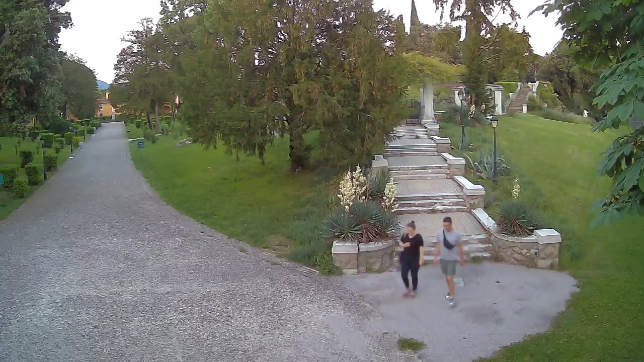 Spletna kamera park Coronini Kronberg – Gorica