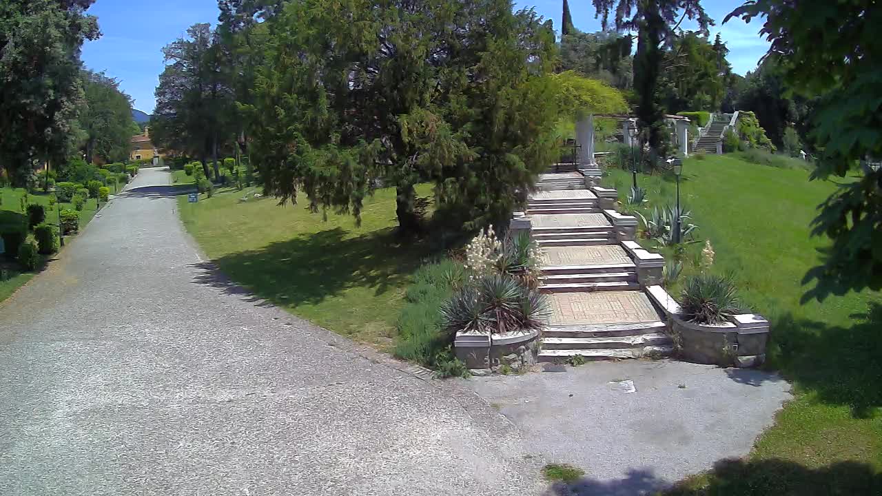 Spletna kamera park Coronini Kronberg – Gorica