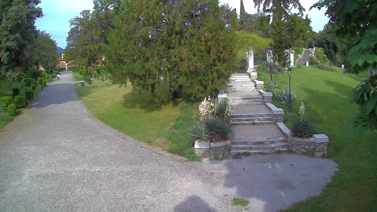 Parco Coronini-Cronberg Live Webcam – Green Oasis