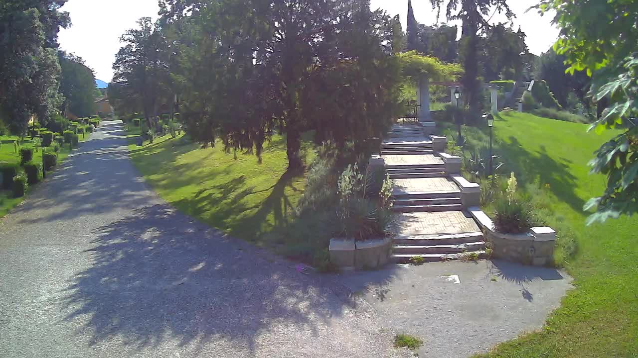 Spletna kamera park Coronini Kronberg – Gorica