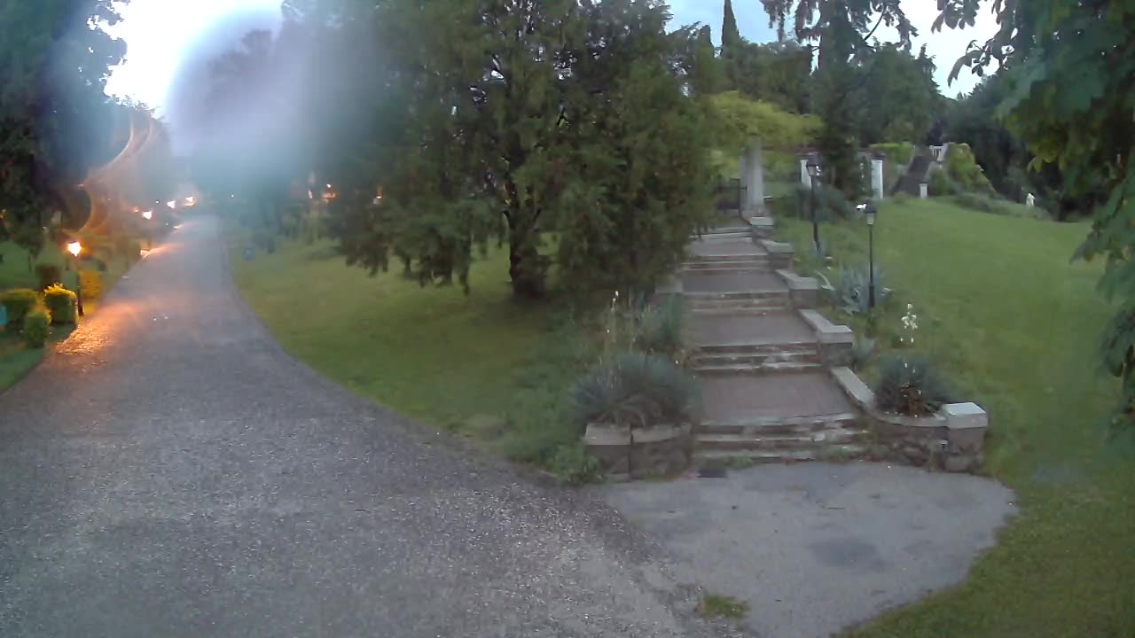 Spletna kamera park Coronini Kronberg – Gorica