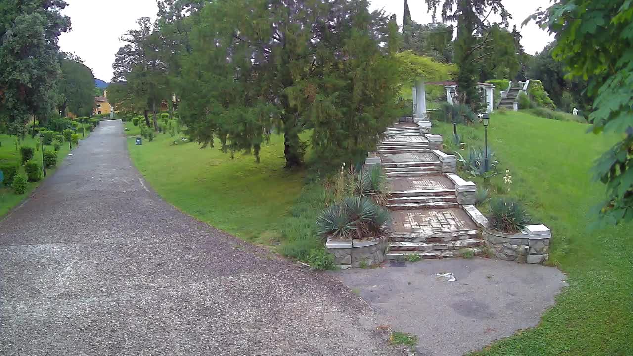 Spletna kamera park Coronini Kronberg – Gorica