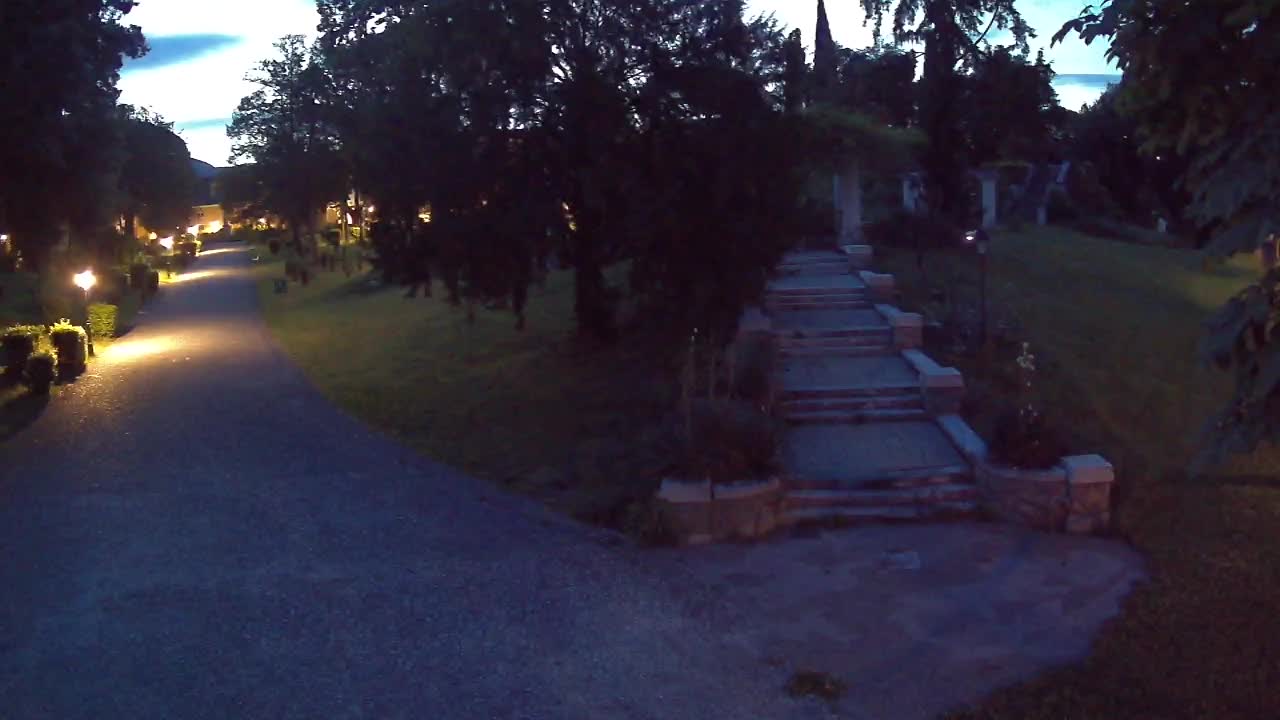 Parco Coronini-Cronberg Live Webcam – Green Oasis