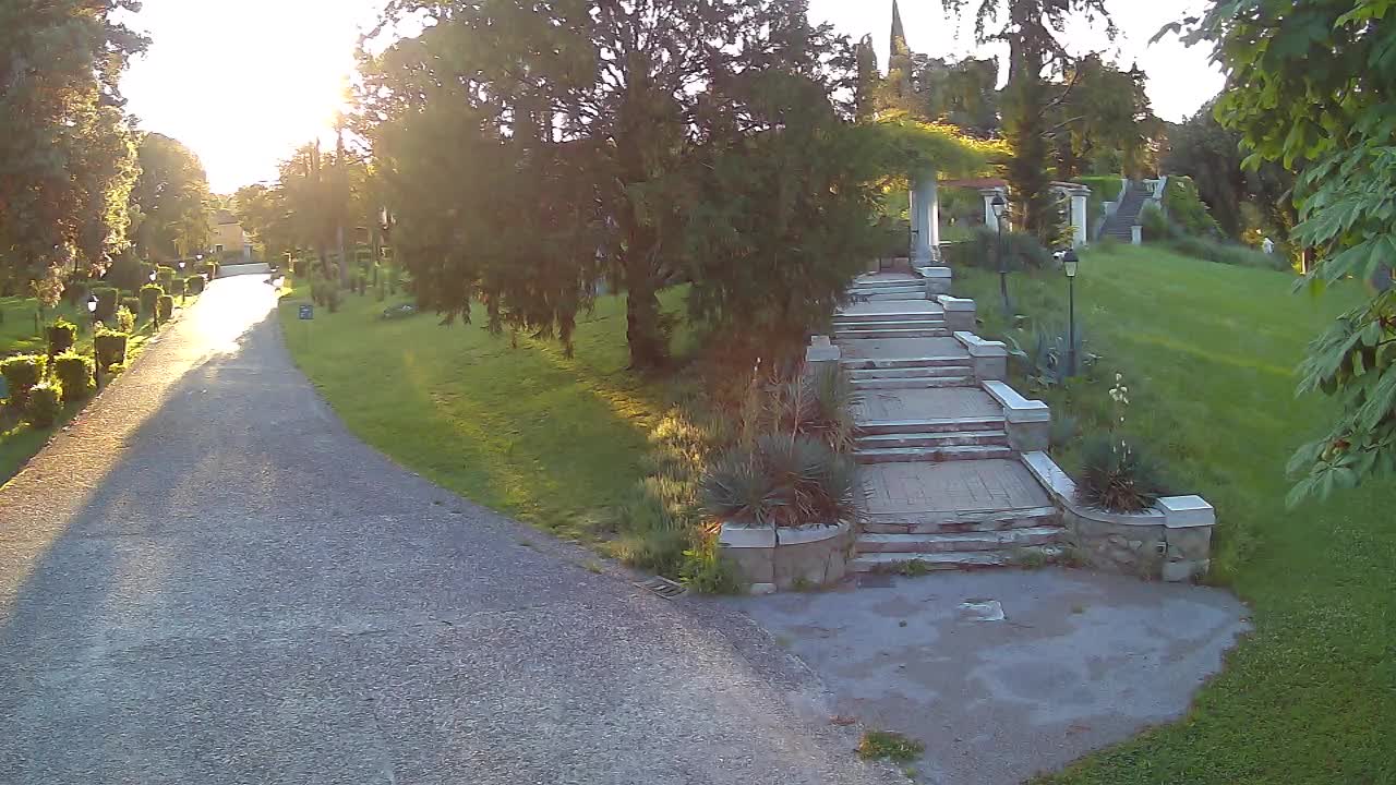 Spletna kamera park Coronini Kronberg – Gorica