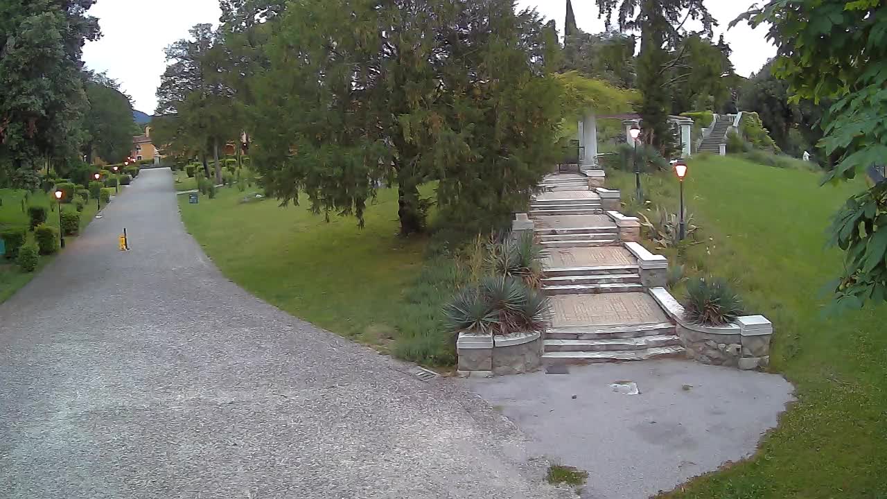 Parco Coronini-Cronberg Live Webcam – Green Oasis