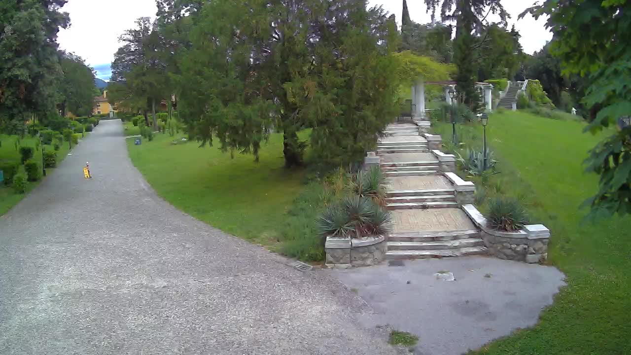 Parco Coronini-Cronberg Live Webcam – Green Oasis