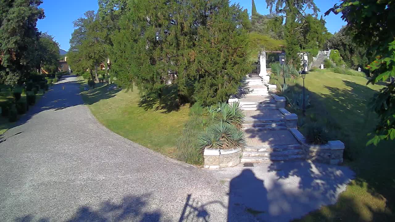 Spletna kamera park Coronini Kronberg – Gorica