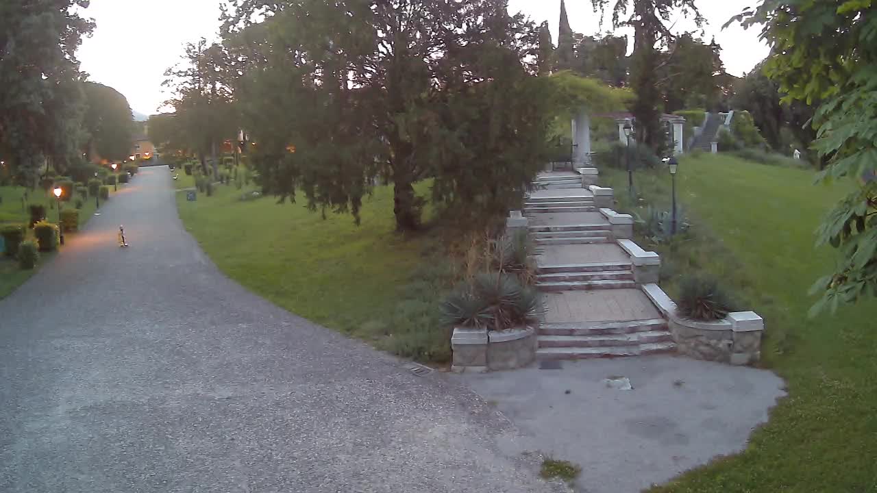 Parco Coronini-Cronberg Live Webcam – Green Oasis