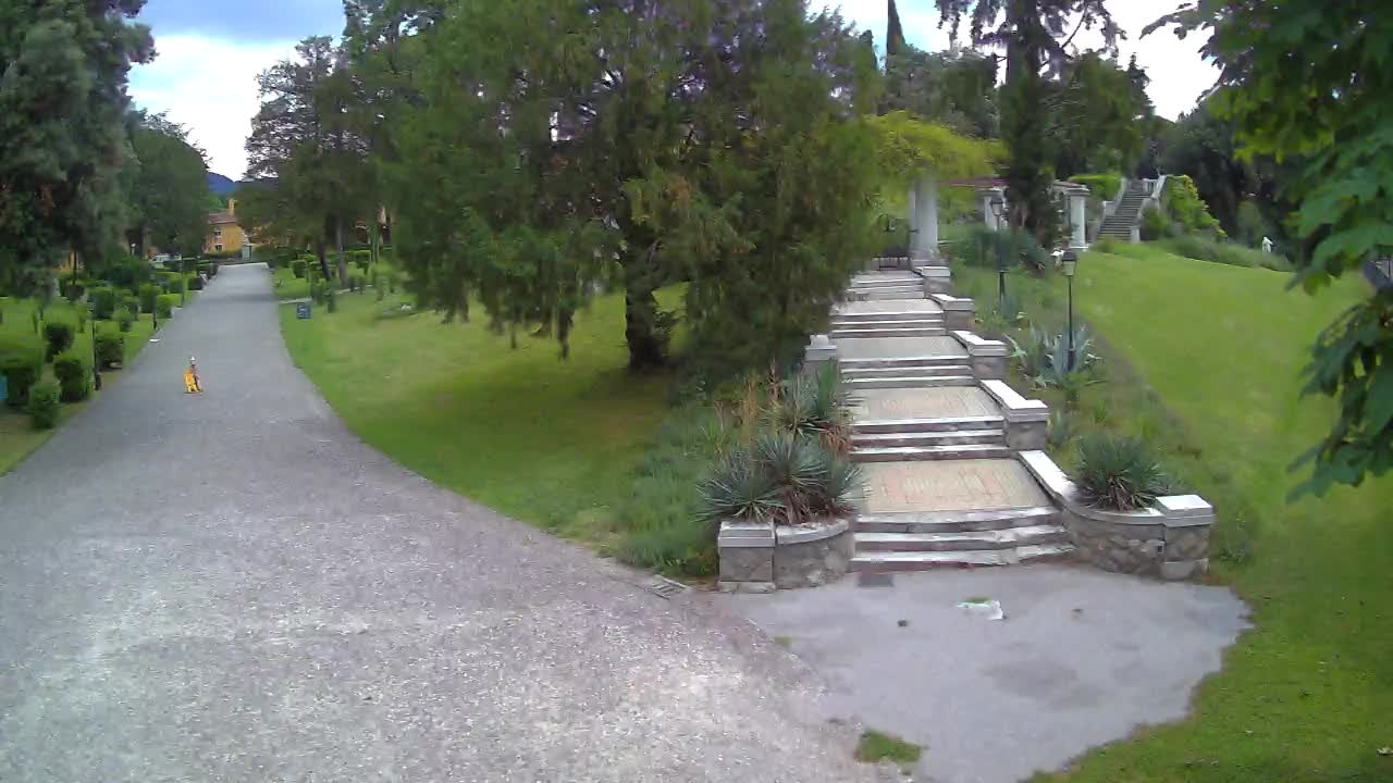 Spletna kamera park Coronini Kronberg – Gorica