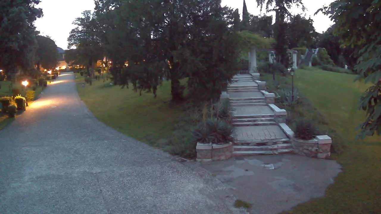 Spletna kamera park Coronini Kronberg – Gorica