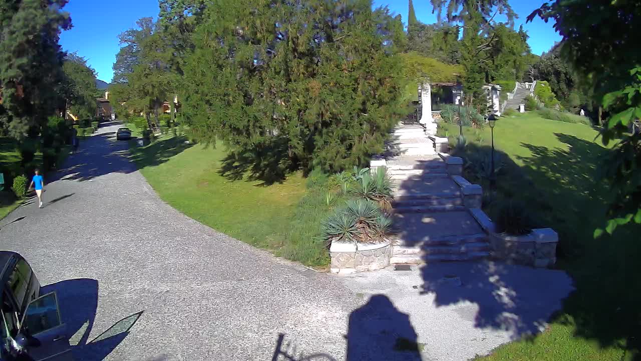Spletna kamera park Coronini Kronberg – Gorica