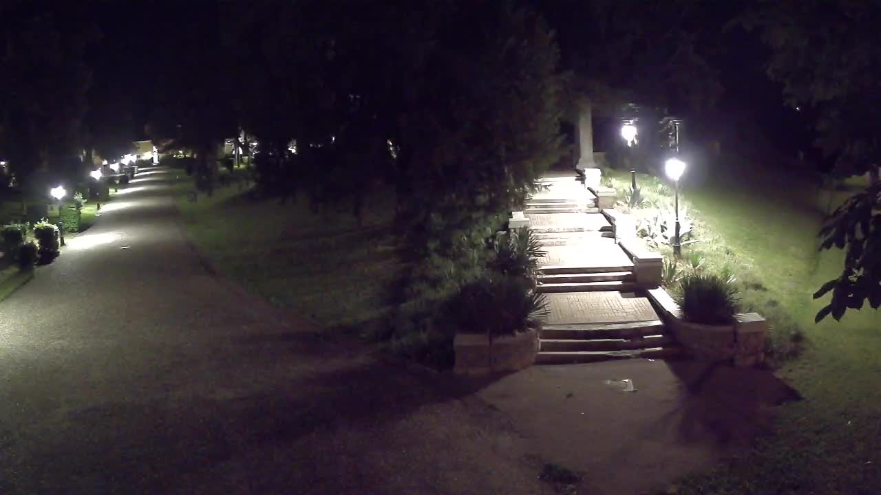 Parco Coronini-Cronberg Live Webcam – Green Oasis