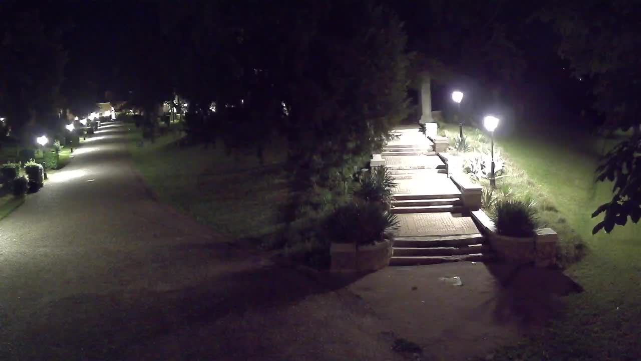 Parco Coronini-Cronberg Live Webcam – Green Oasis