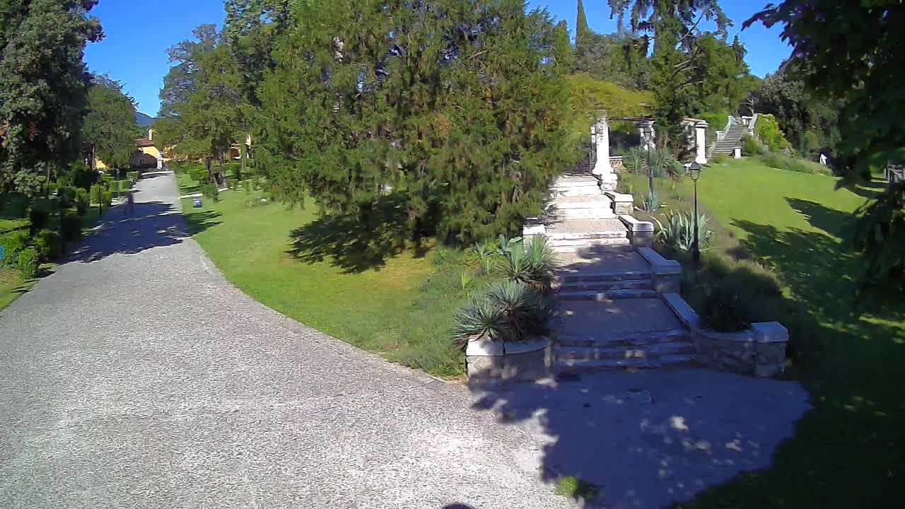 Spletna kamera park Coronini Kronberg – Gorica