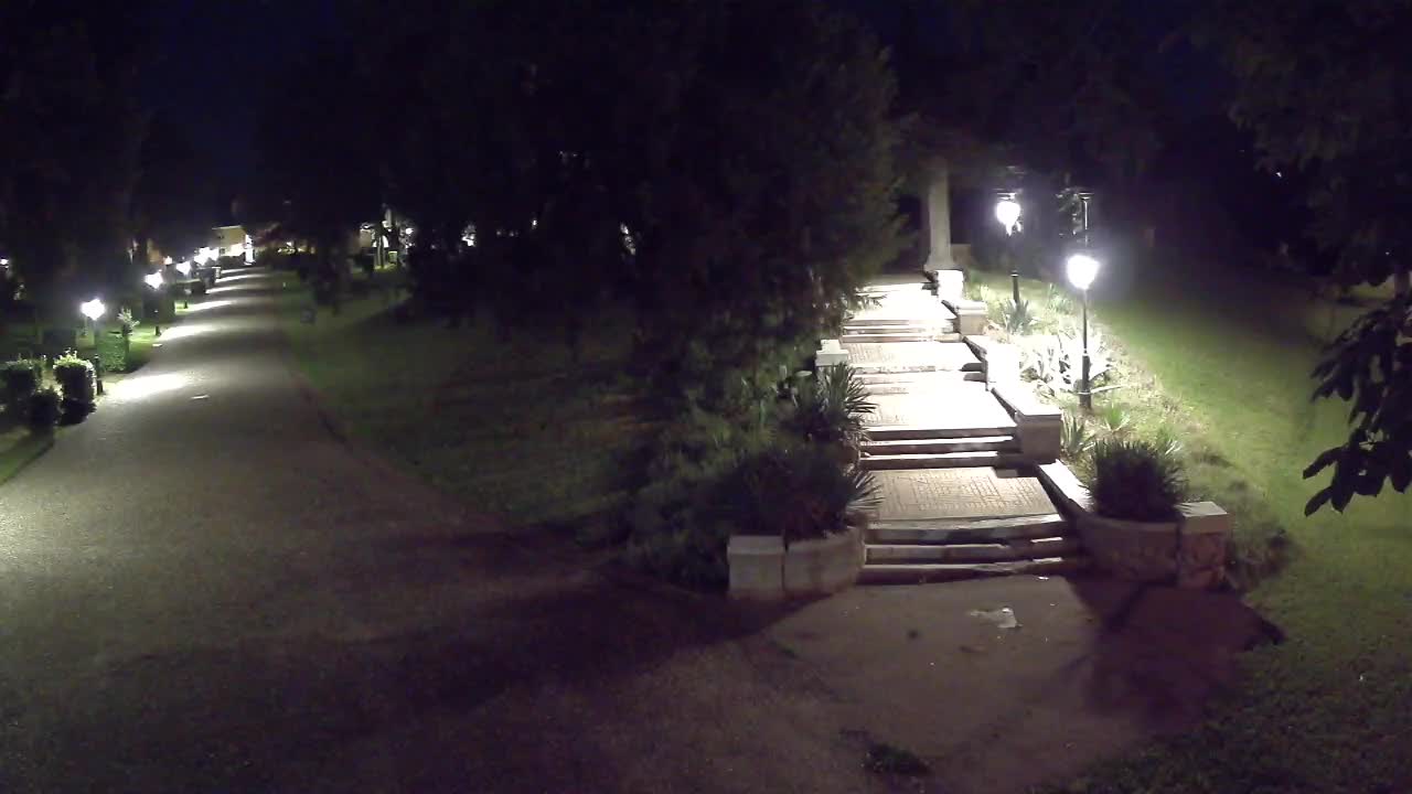 Parco Coronini-Cronberg Live Webcam – Green Oasis