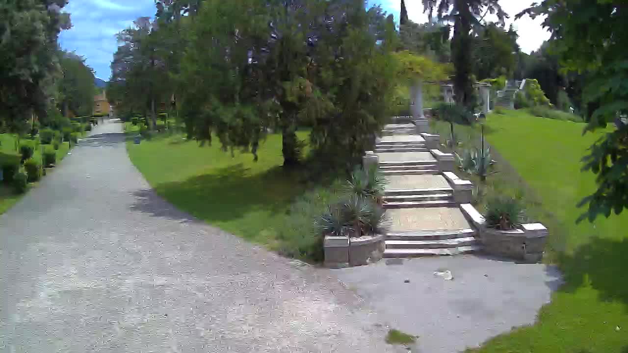 Spletna kamera park Coronini Kronberg – Gorica