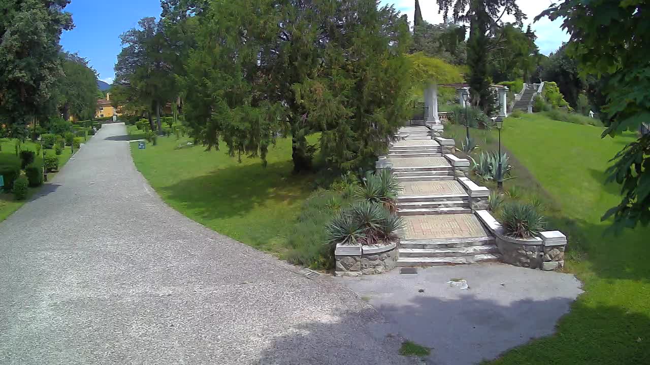 Spletna kamera park Coronini Kronberg – Gorica