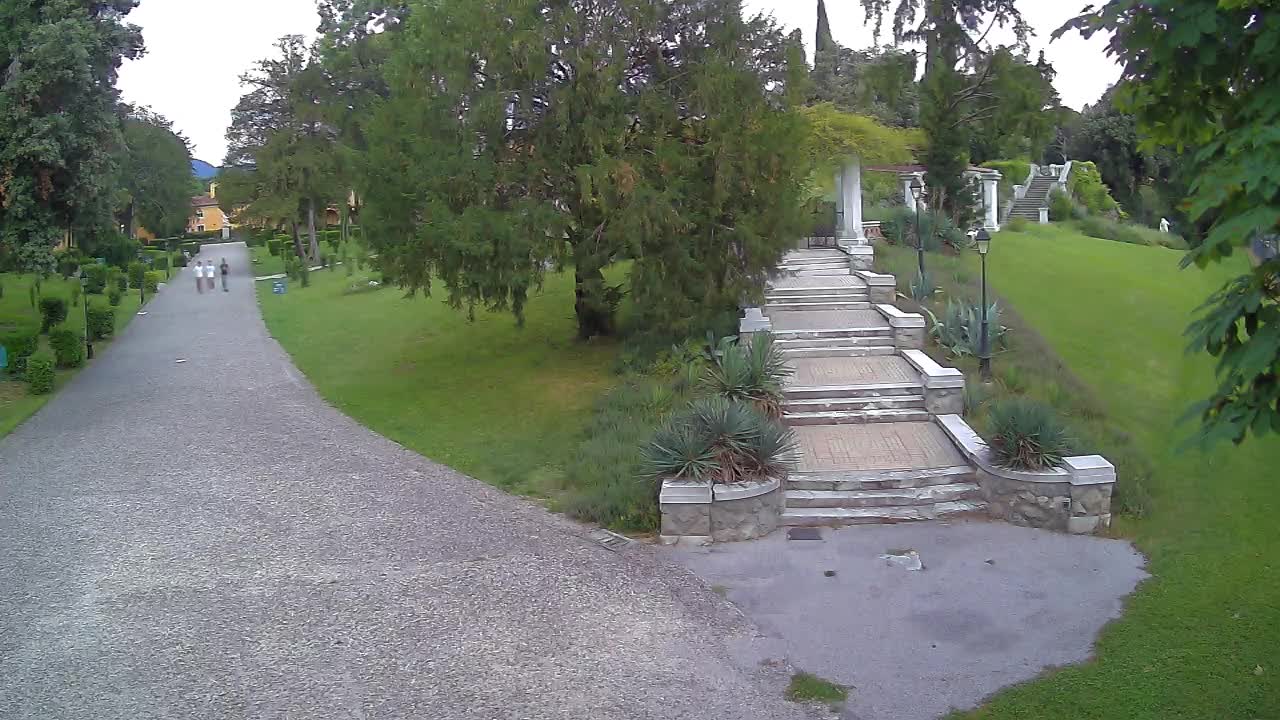 Spletna kamera park Coronini Kronberg – Gorica