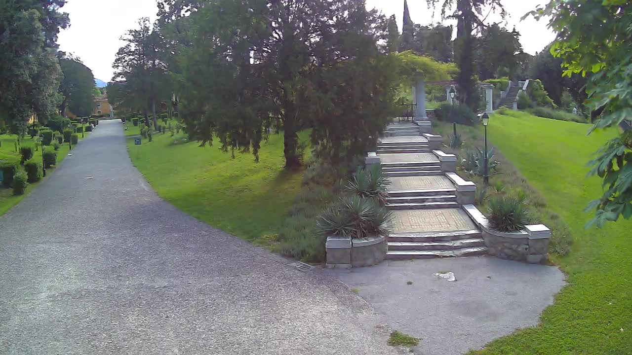 Spletna kamera park Coronini Kronberg – Gorica