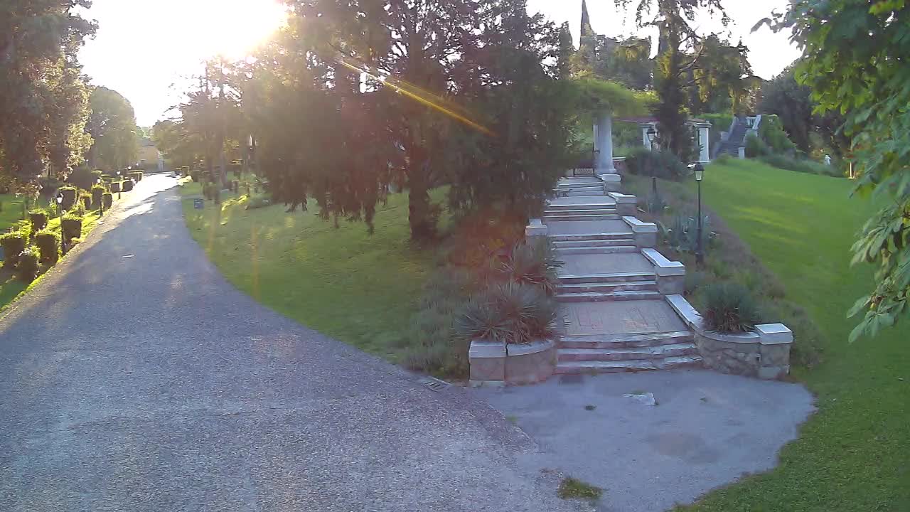 Spletna kamera park Coronini Kronberg – Gorica