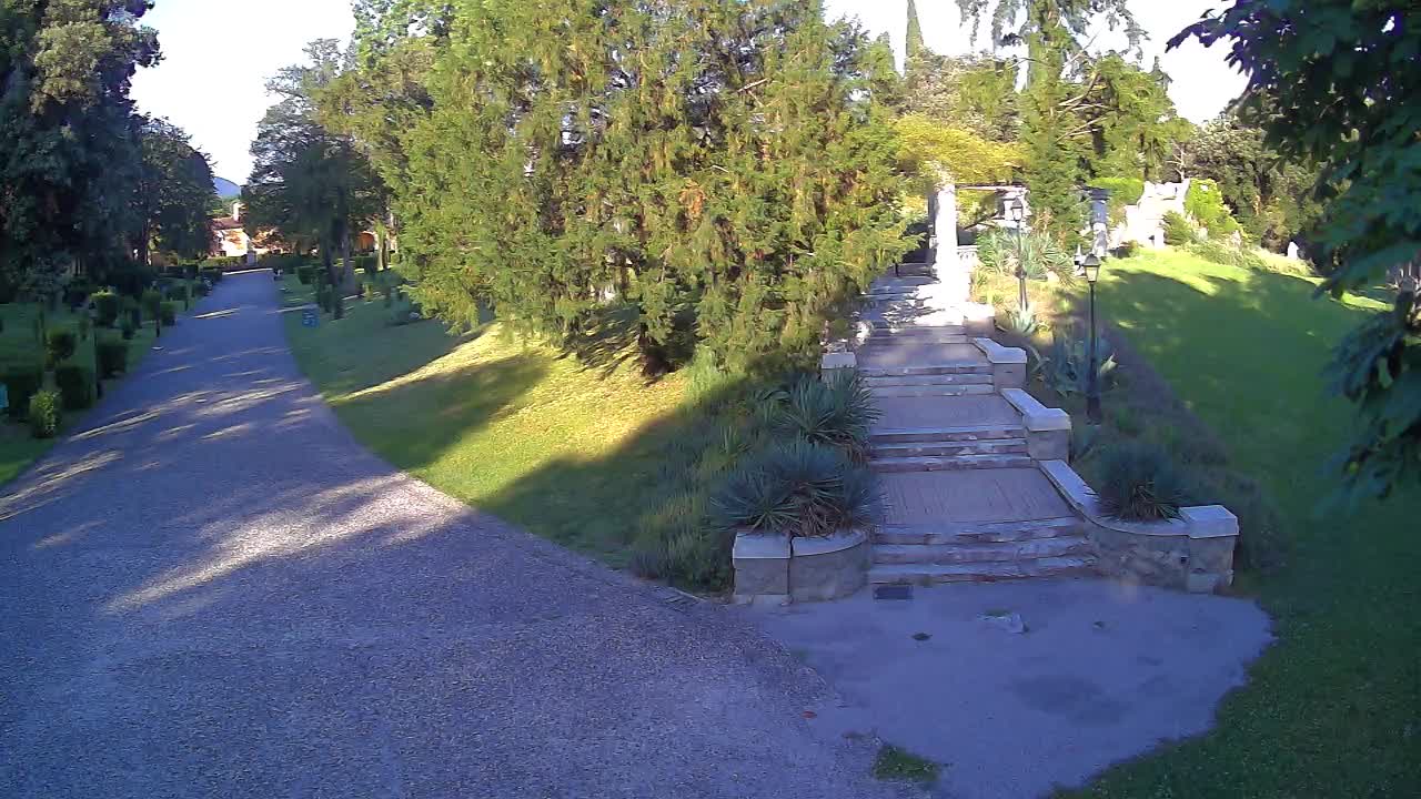 Spletna kamera park Coronini Kronberg – Gorica