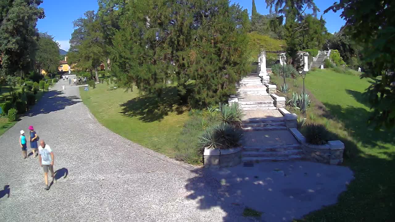 Parco Coronini-Cronberg Live Webcam – Green Oasis