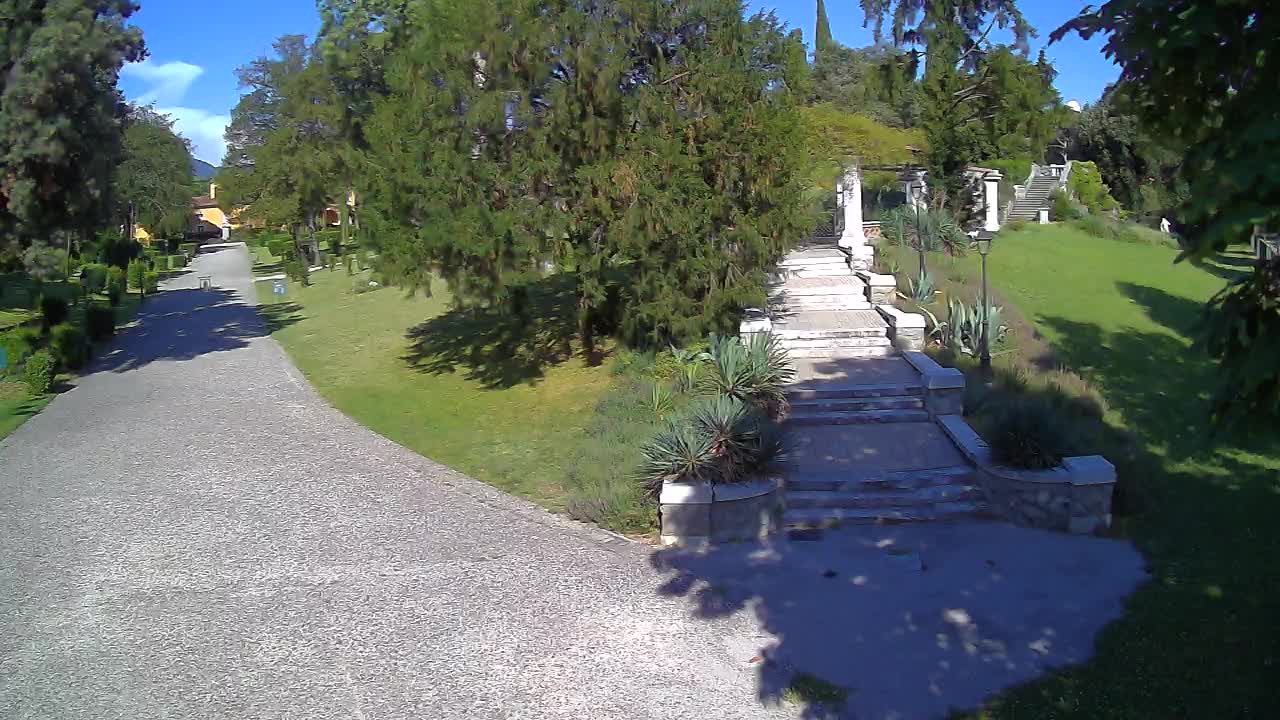 Spletna kamera park Coronini Kronberg – Gorica