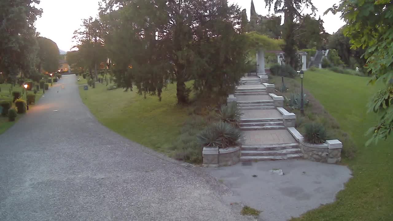 Parco Coronini-Cronberg Live Webcam – Green Oasis
