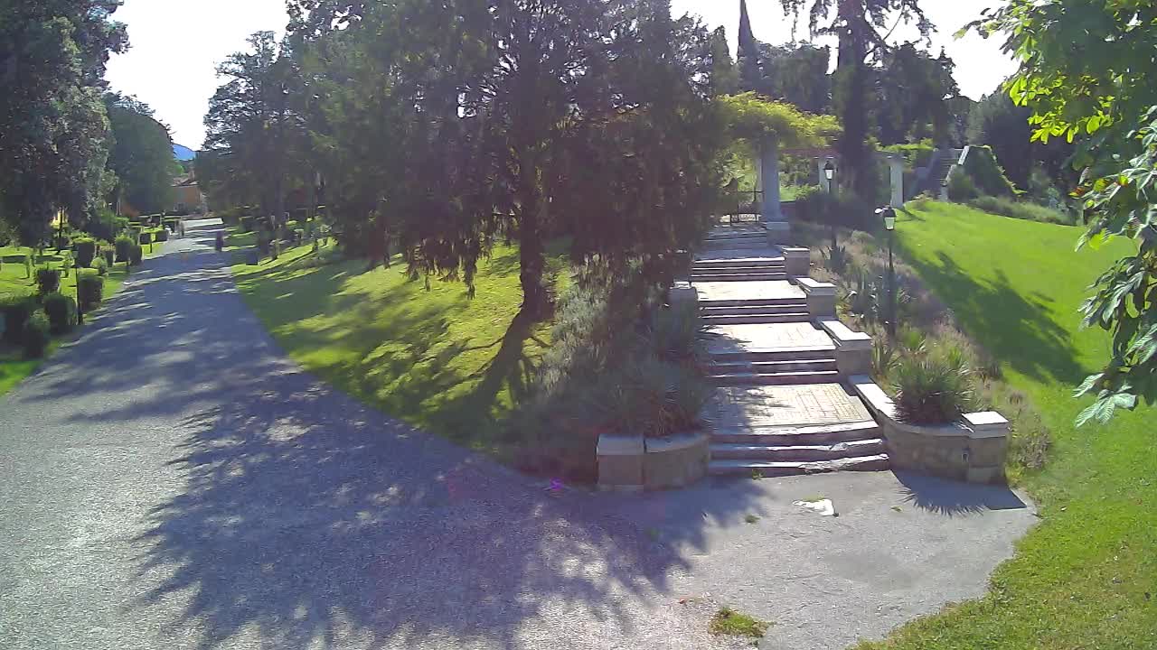 Spletna kamera park Coronini Kronberg – Gorica