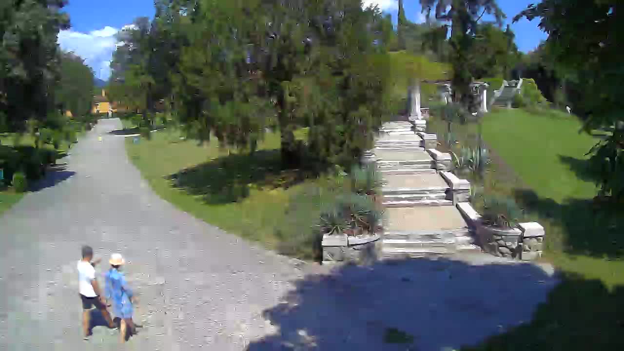 Parco Coronini-Cronberg Live Webcam – Green Oasis