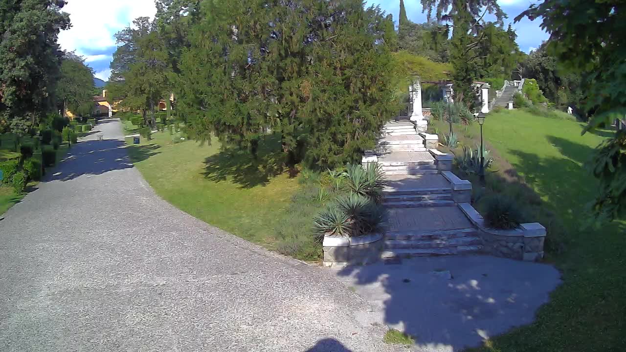 Parco Coronini-Cronberg Live Webcam – Green Oasis