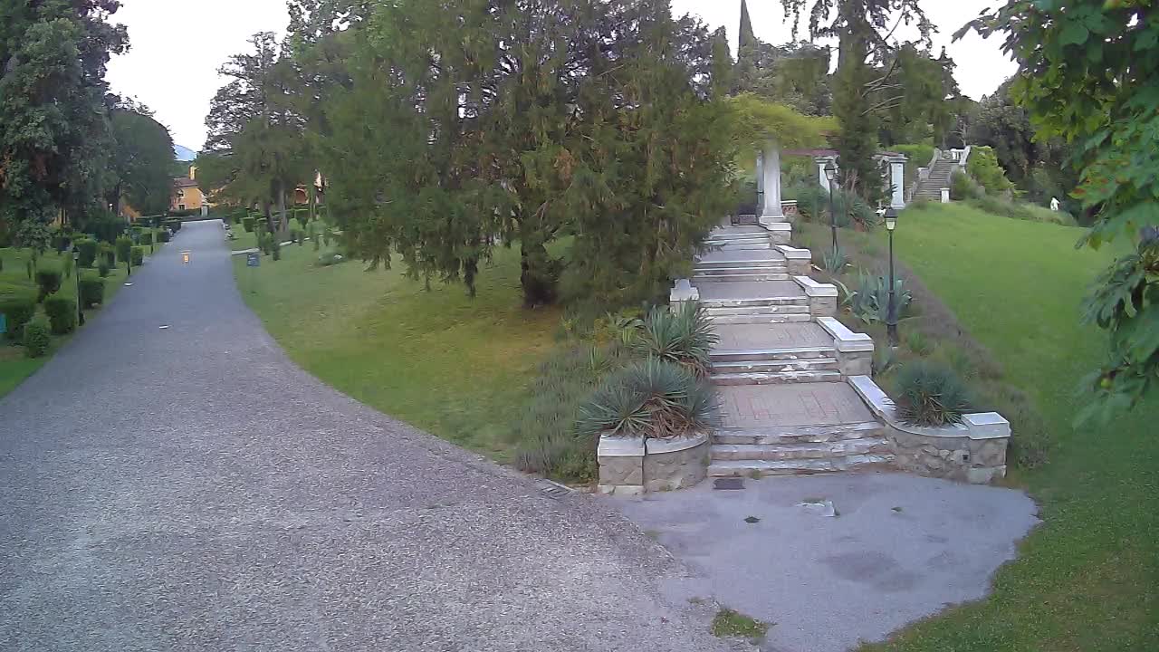 Spletna kamera park Coronini Kronberg – Gorica