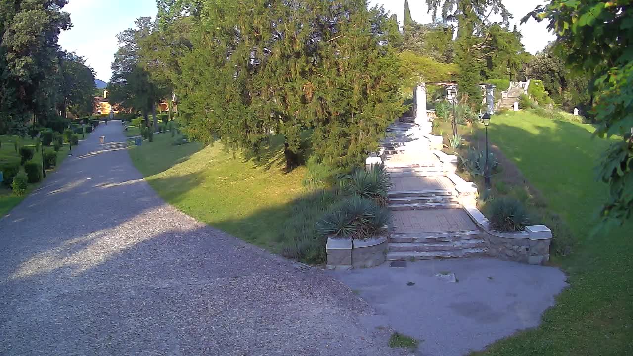 Spletna kamera park Coronini Kronberg – Gorica