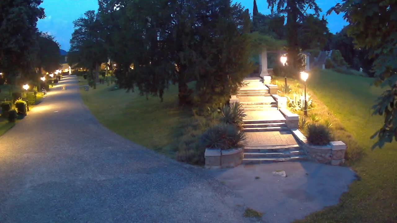 Parco Coronini-Cronberg Live Webcam – Green Oasis