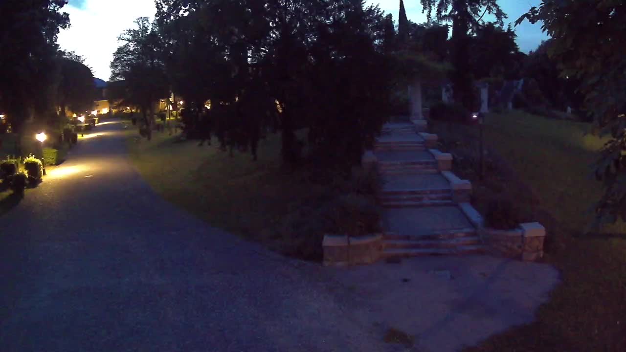 Parco Coronini-Cronberg Live Webcam – Green Oasis