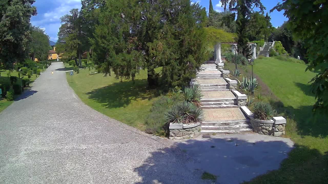 Spletna kamera park Coronini Kronberg – Gorica
