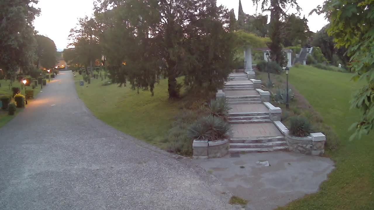 Spletna kamera park Coronini Kronberg – Gorica