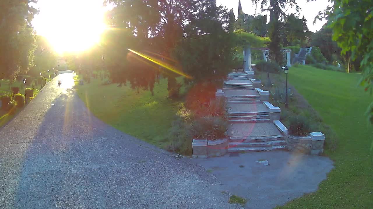 Spletna kamera park Coronini Kronberg – Gorica