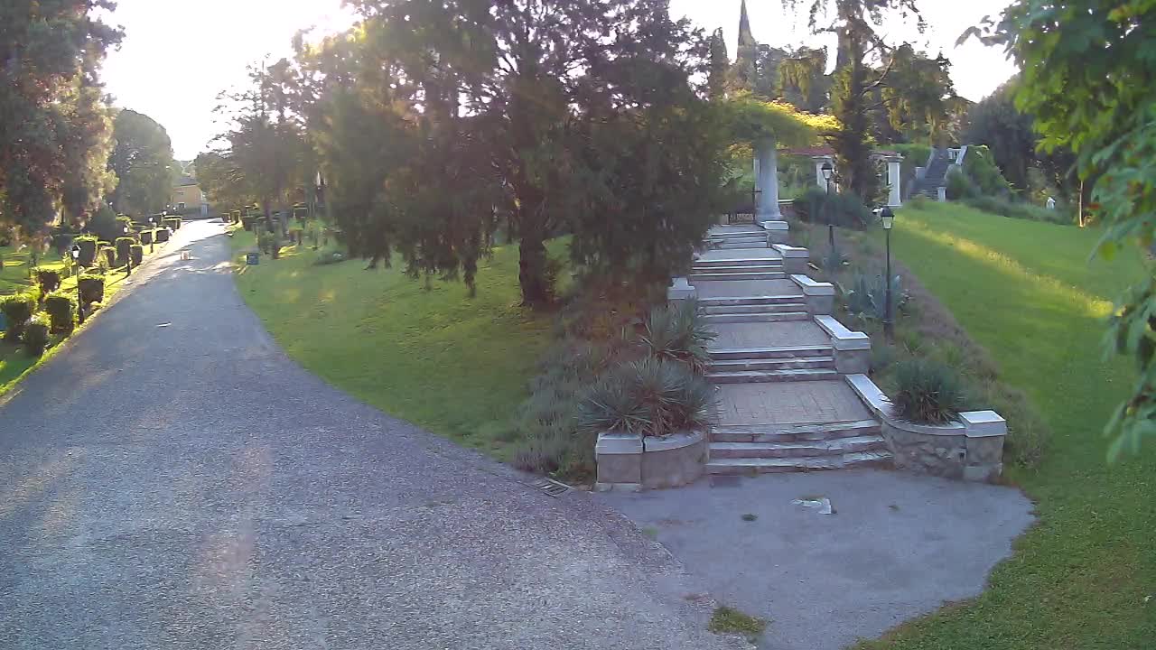 Spletna kamera park Coronini Kronberg – Gorica