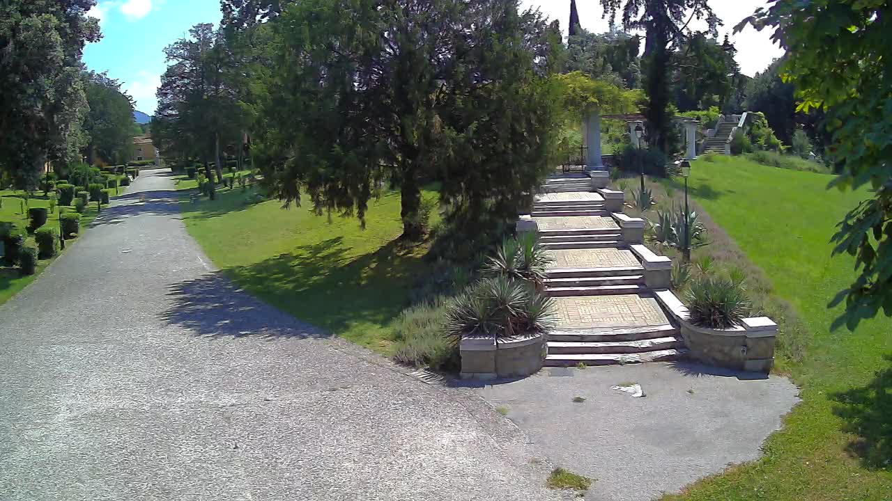 Spletna kamera park Coronini Kronberg – Gorica