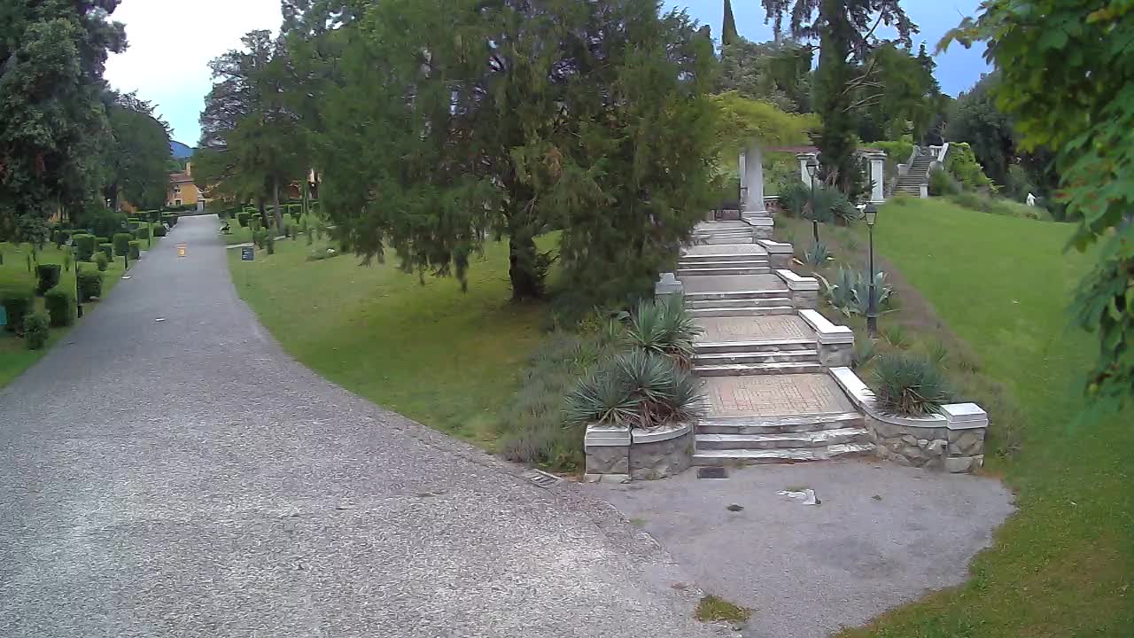 Parco Coronini-Cronberg Live Webcam – Green Oasis