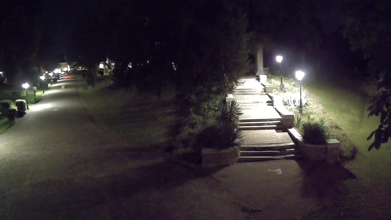 Parco Coronini-Cronberg Live Webcam – Green Oasis