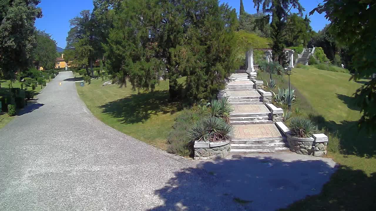 Spletna kamera park Coronini Kronberg – Gorica