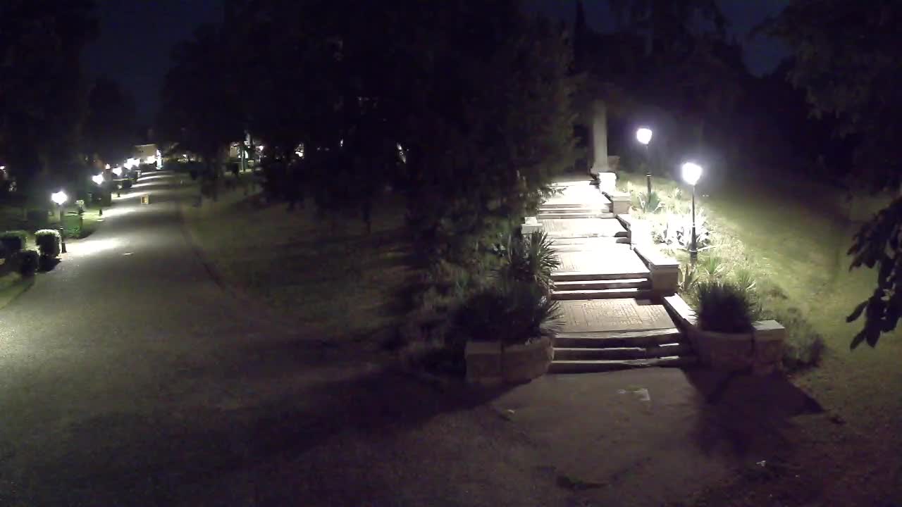 Parco Coronini-Cronberg Live Webcam – Green Oasis