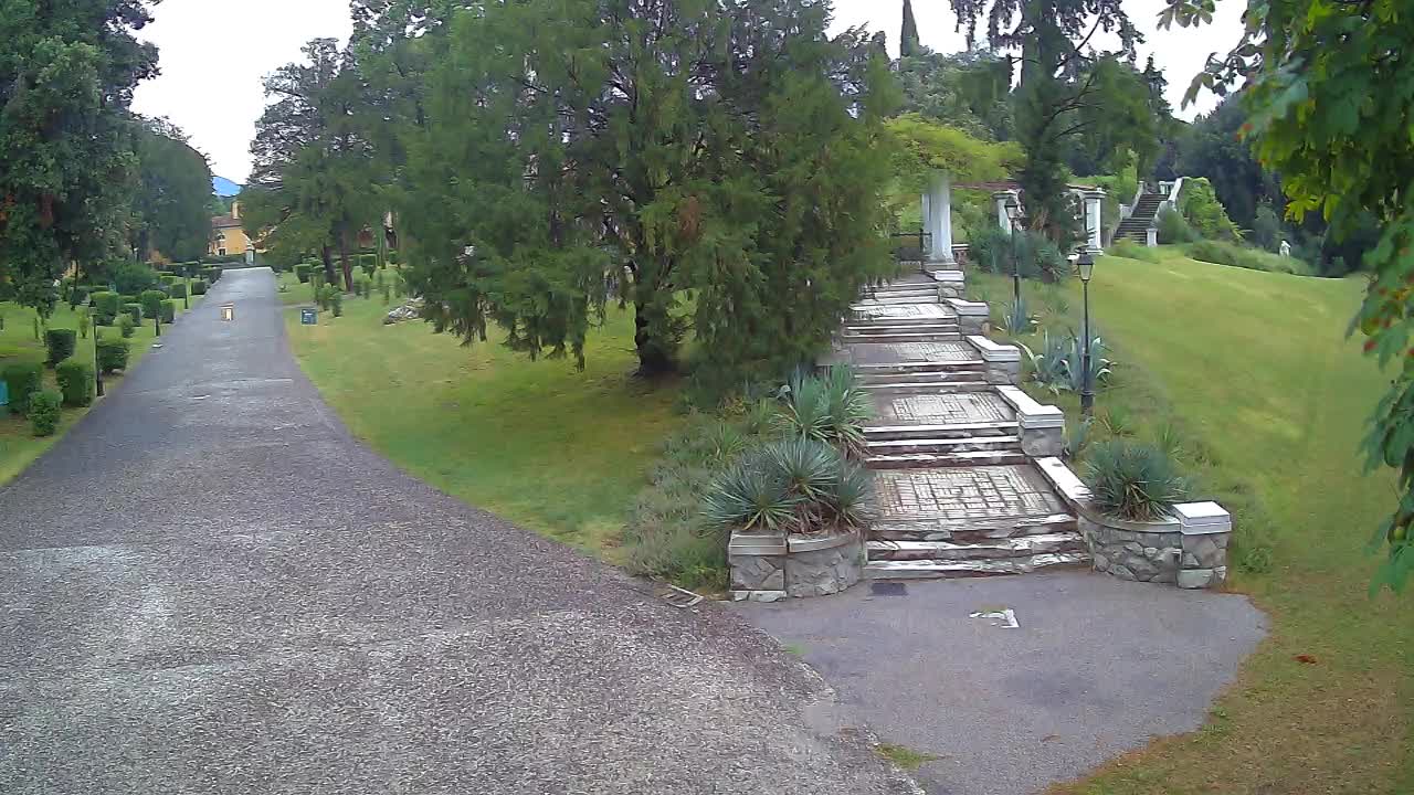 Spletna kamera park Coronini Kronberg – Gorica