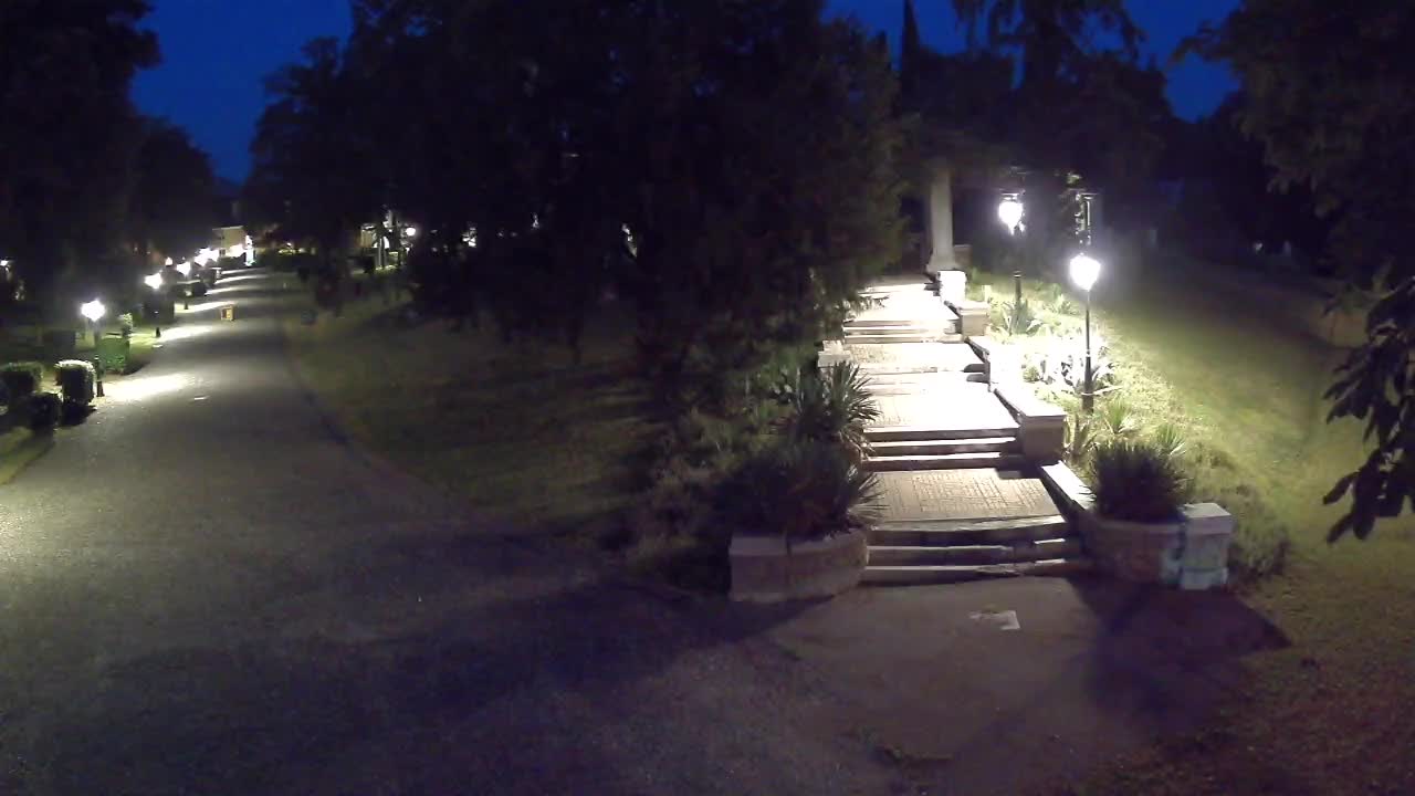 Parco Coronini-Cronberg Live Webcam – Green Oasis
